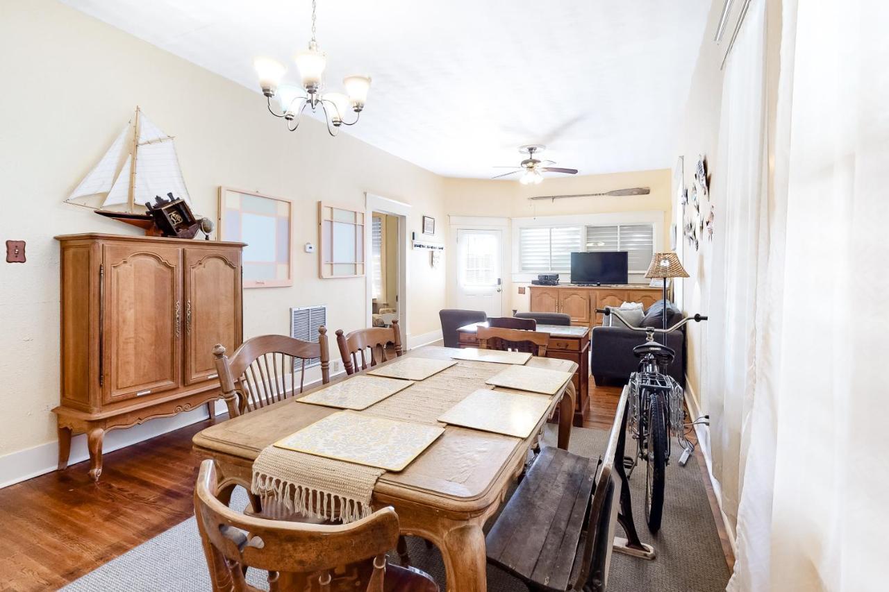 Castaway Cottage Galveston Eksteriør billede