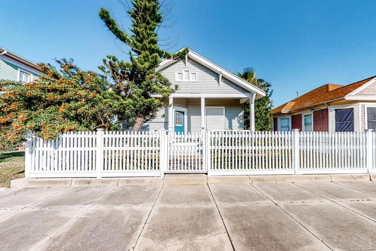 Castaway Cottage Galveston Eksteriør billede