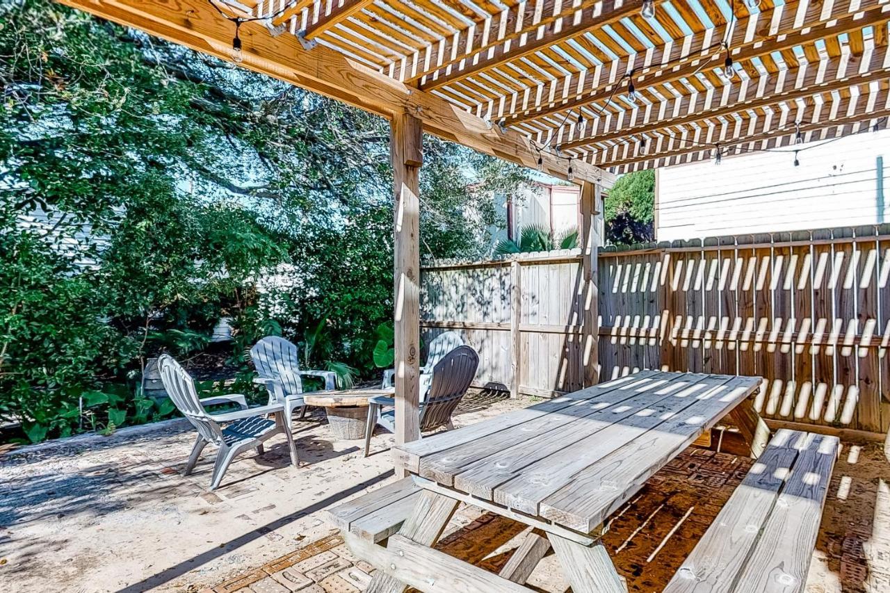 Castaway Cottage Galveston Eksteriør billede